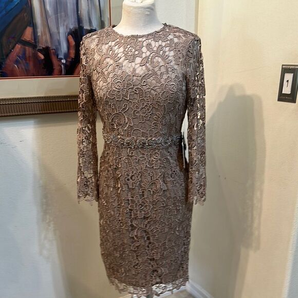 NWT MARINA Champagne Lace Dress w/ Long Sleeves Size 4 - Picture 4 of 15